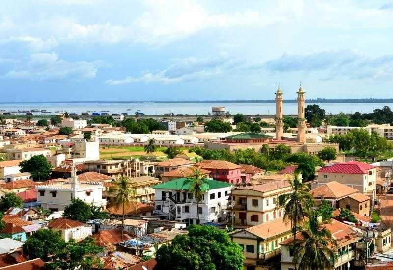 Панорама города Бантул, столицы Гамбии