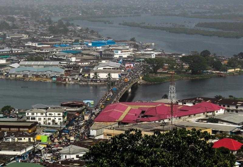 Город Монровия, столица провинции Либерия.