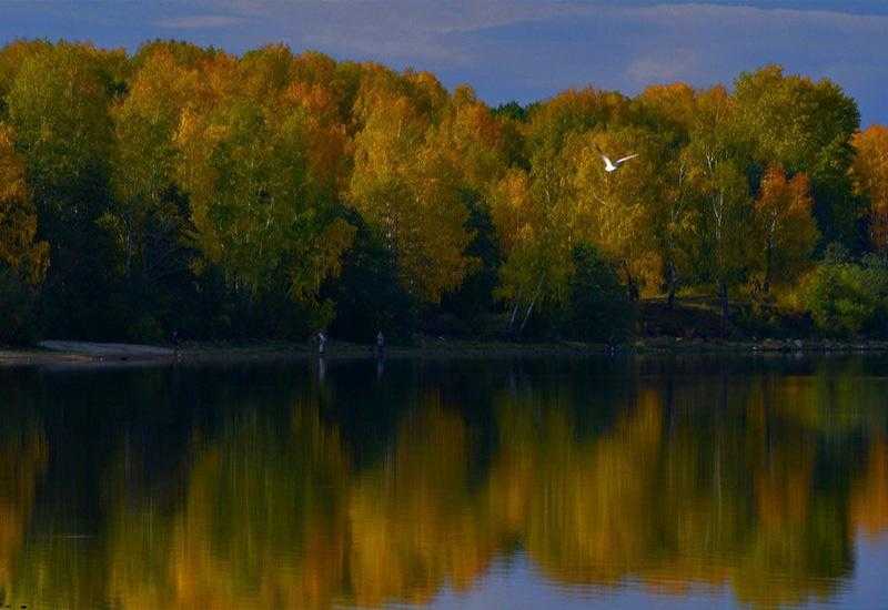 Озеро Озерк в поселке Ирттяш Рыбалка Челябинской области