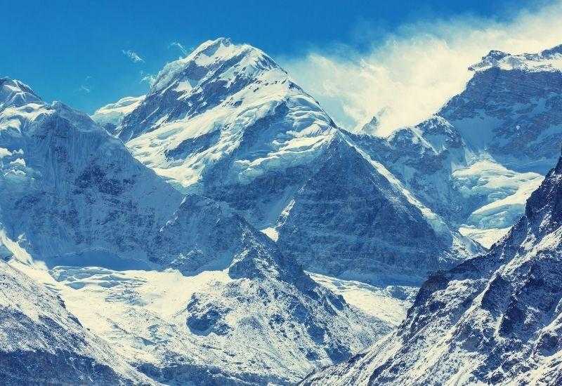 Гора Канченджанг в Гималаях
