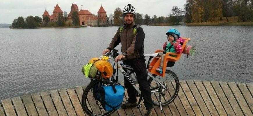 Семейный велопоход глазами белорусского путешественника Александра Велько.