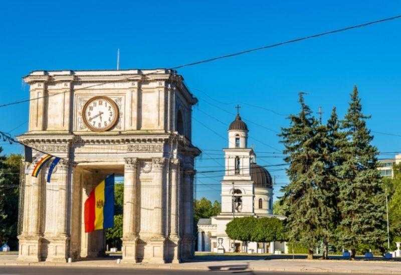 Тримфальная арка в Кишиневе