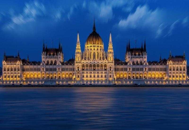 Венгрия. Мнения о парламенте